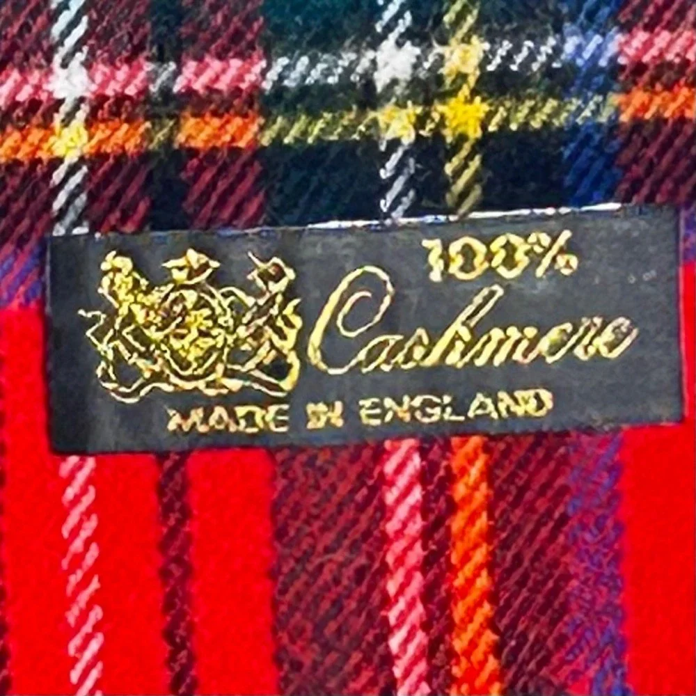 Royal Stewart Red Tartan Plaid 100% Cashmere Scarf Made in England Fringe Unisex